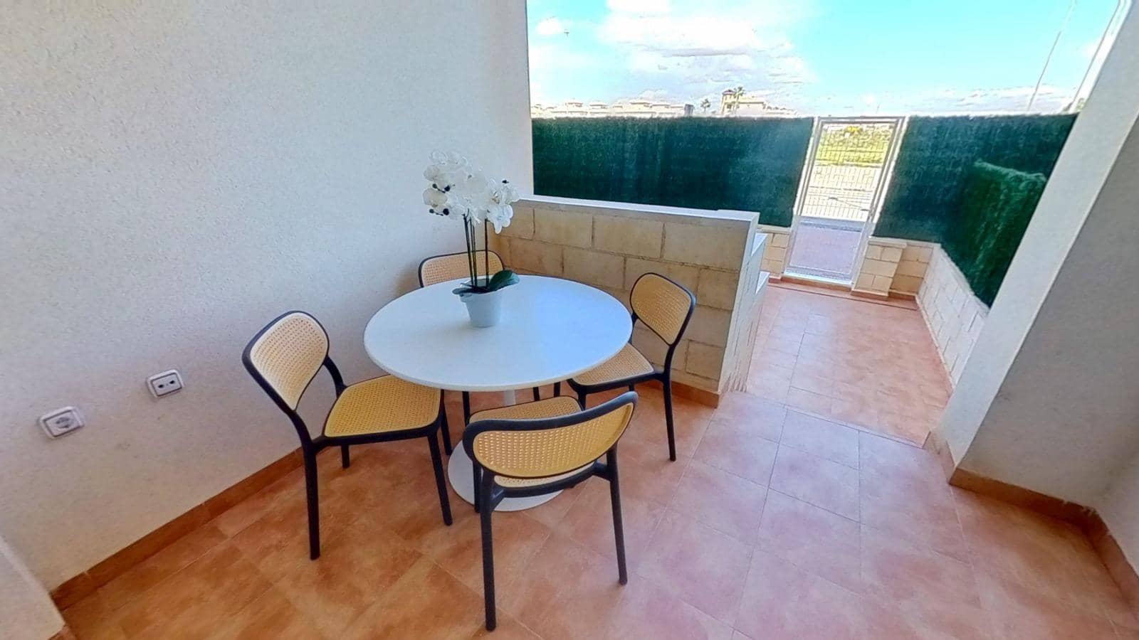 2 slaapkamer Appartement te koop in Orihuela Costa met zwembad garage - € 187.500 (Ref: 8813338)