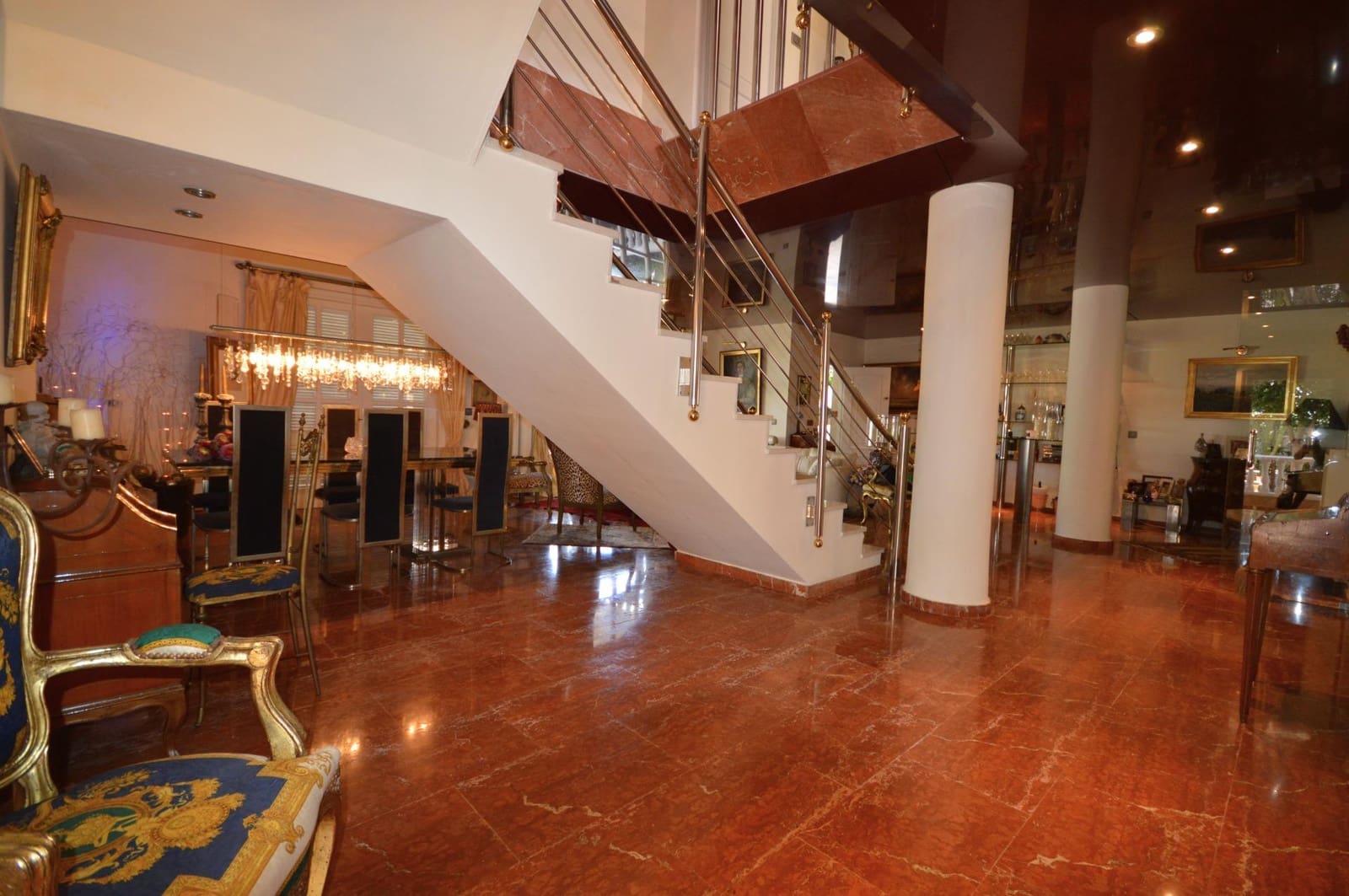 5 sypialnia Willa na sprzedaż w La Veleta z basenem garażem - 840 000 € (Ref: 8936827)