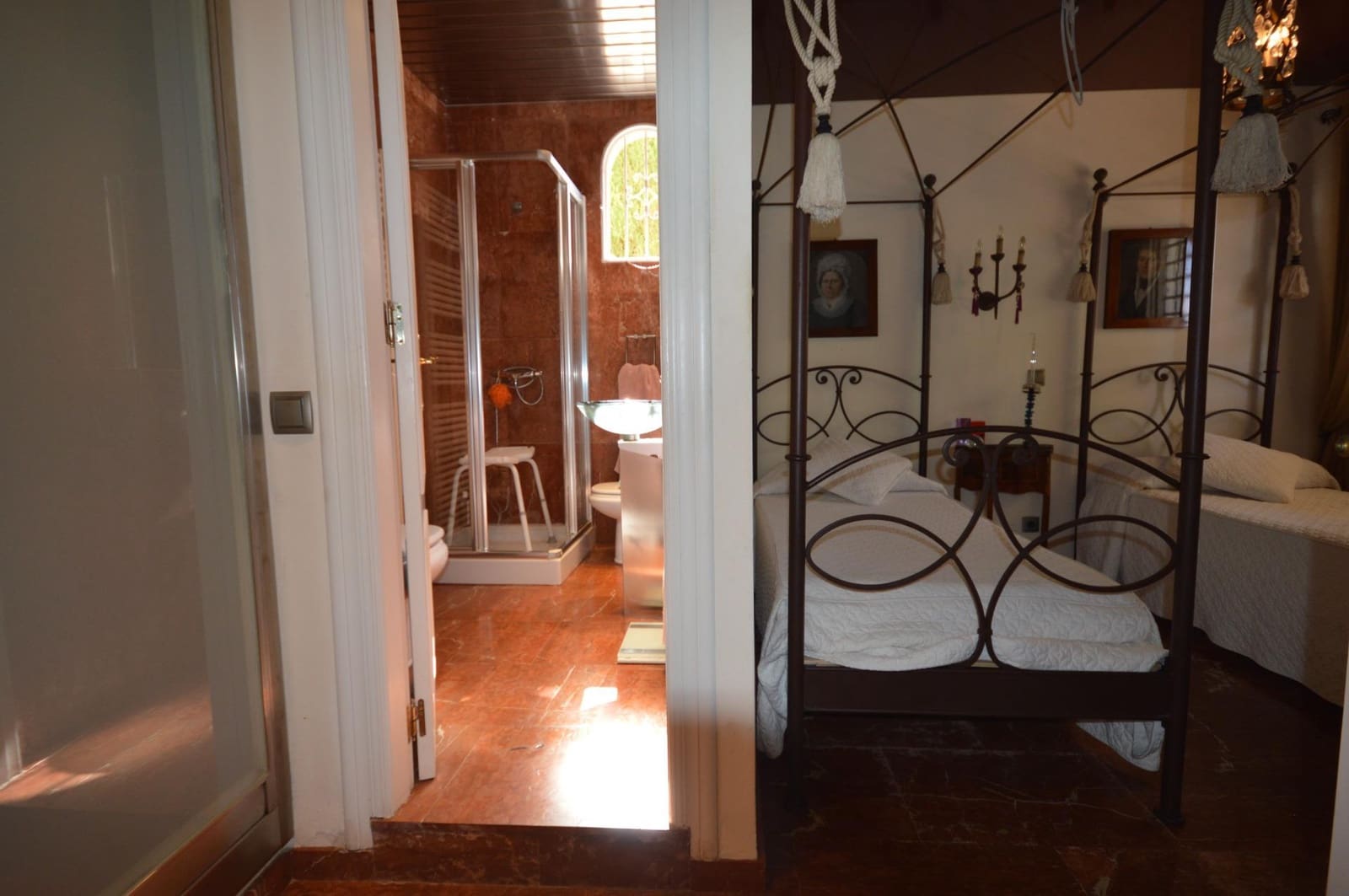 5 sypialnia Willa na sprzedaż w La Veleta z basenem garażem - 840 000 € (Ref: 8936827)