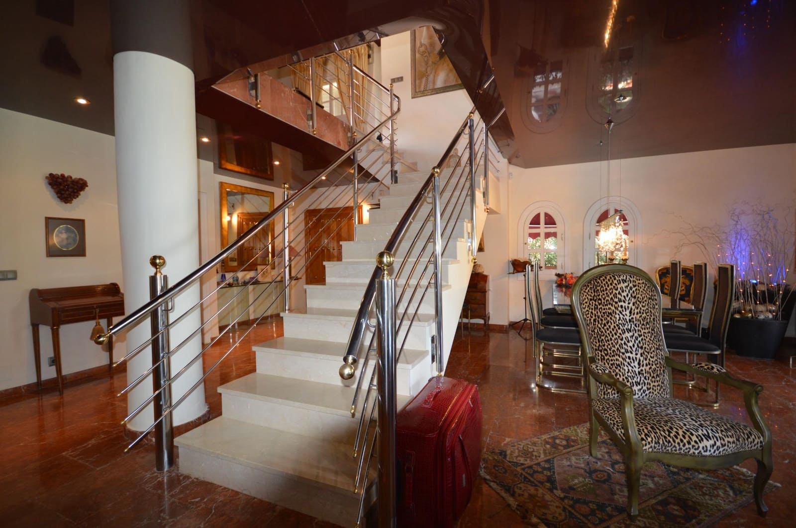 5 sypialnia Willa na sprzedaż w La Veleta z basenem garażem - 840 000 € (Ref: 8936827)