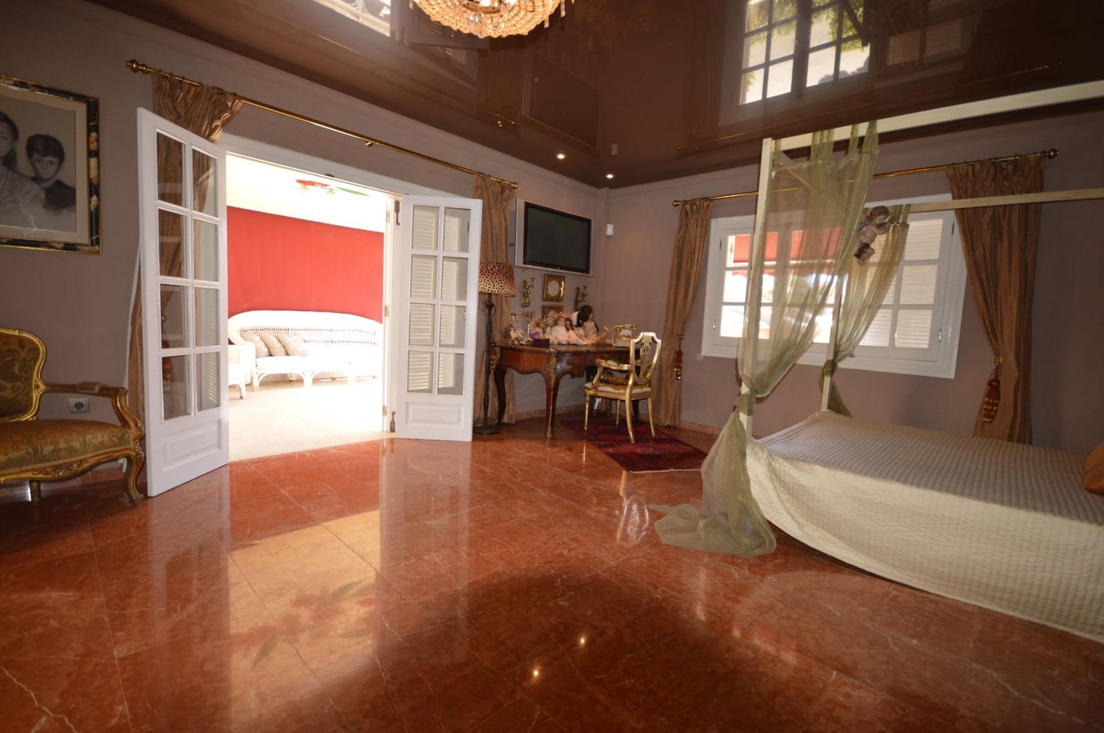 5 sypialnia Willa na sprzedaż w La Veleta z basenem garażem - 840 000 € (Ref: 8936827)