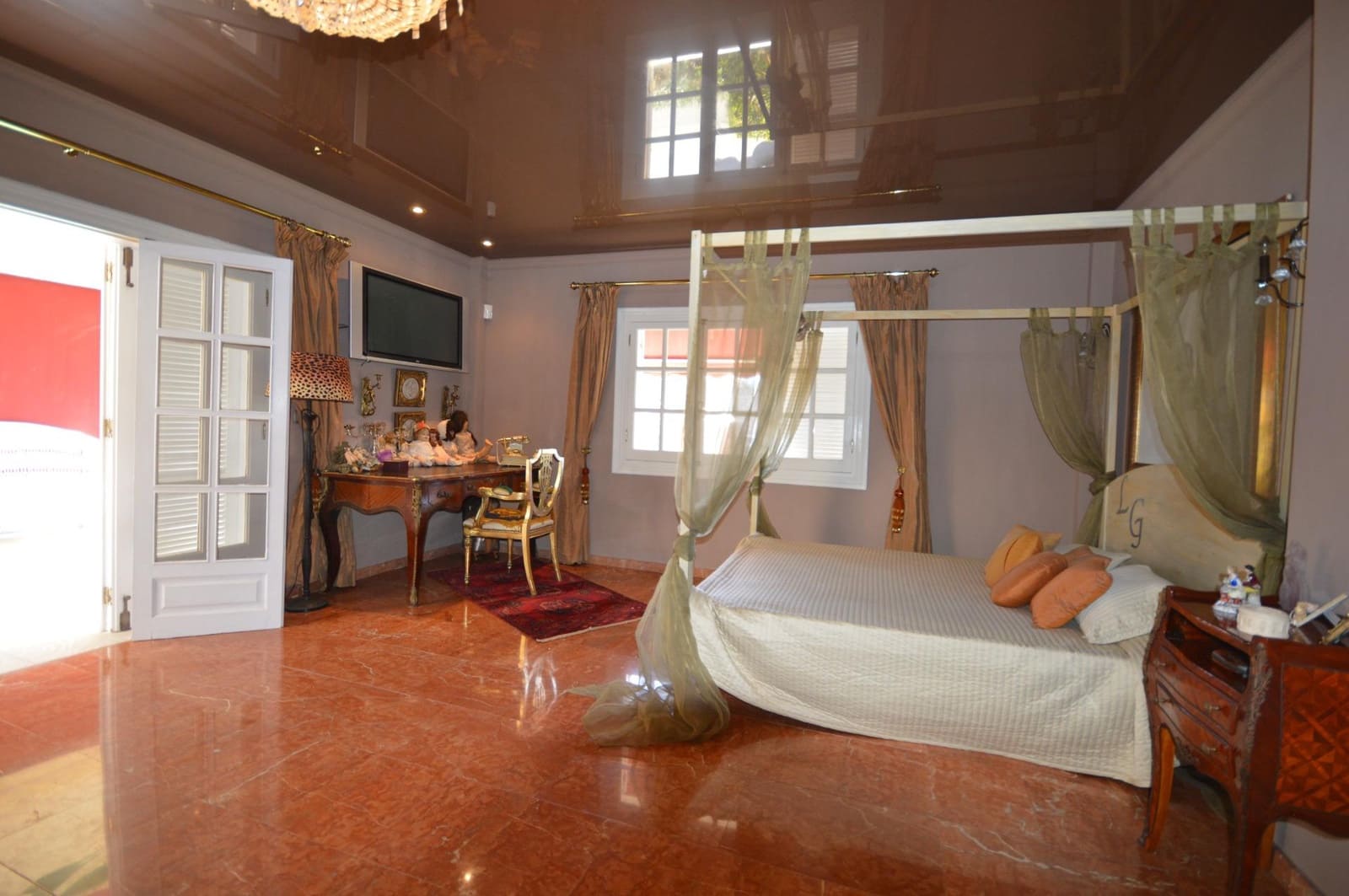 5 sypialnia Willa na sprzedaż w La Veleta z basenem garażem - 840 000 € (Ref: 8936827)