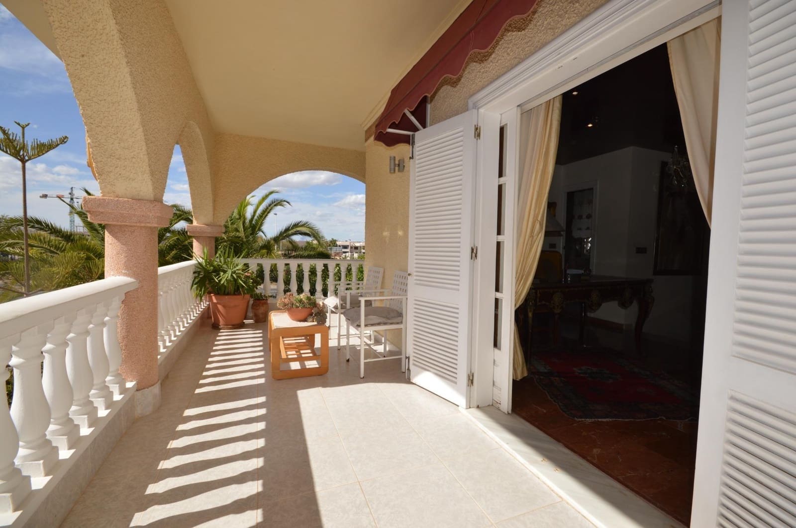 5 sypialnia Willa na sprzedaż w La Veleta z basenem garażem - 840 000 € (Ref: 8936827)