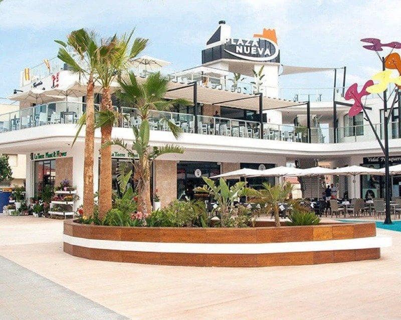 5 sypialnia Willa na sprzedaż w Pilar de la Horadada z basenem garażem - 2 850 000 € (Ref: 8954321)