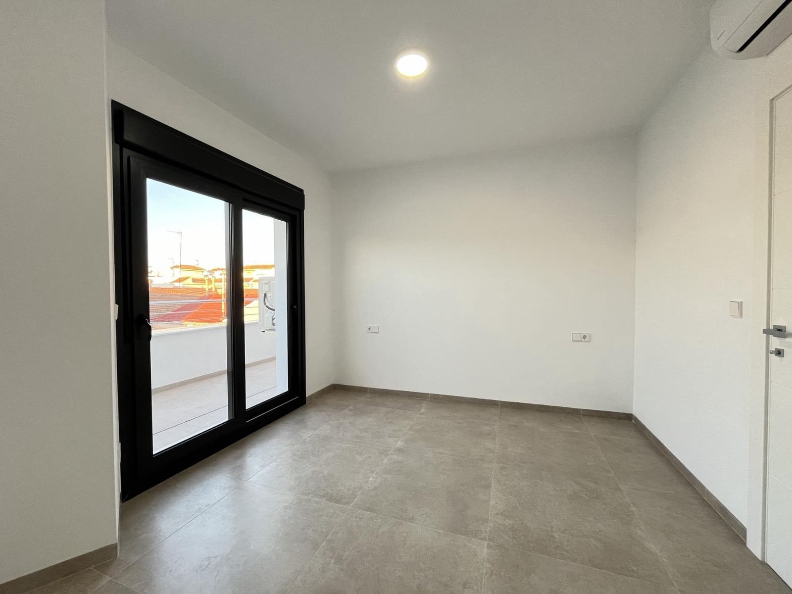 Chalet de 3 habitaciones en Lo Pagan en venta con piscina - 445.000 € (Ref: 9020629)