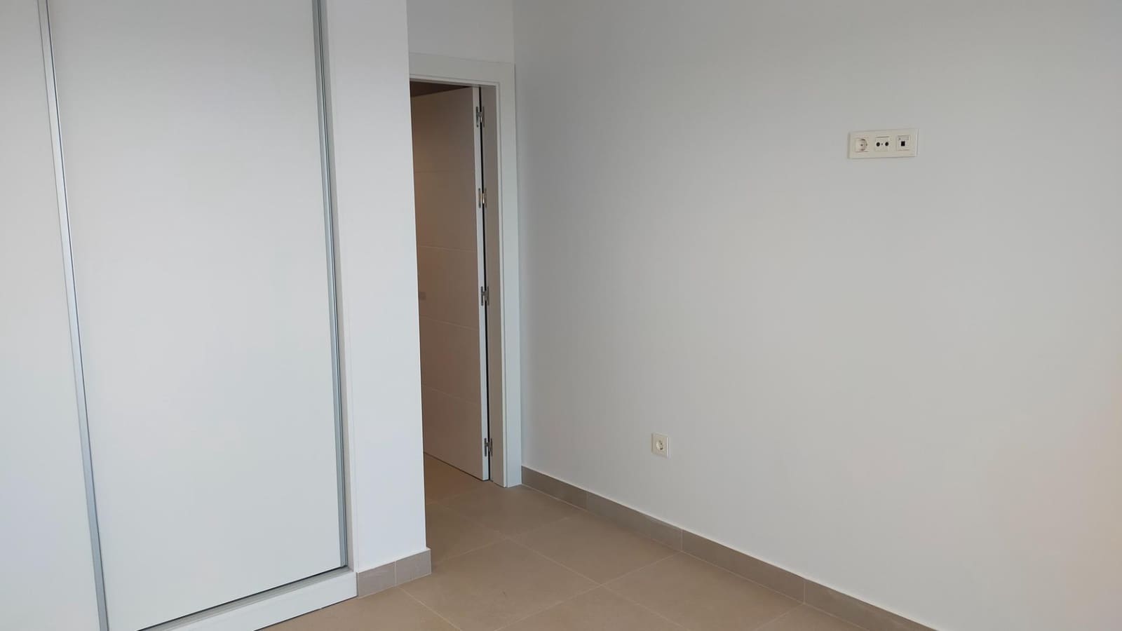 3 bedroom Villa for sale in Daya Nueva with pool - € 359,900 (Ref: 9057732)