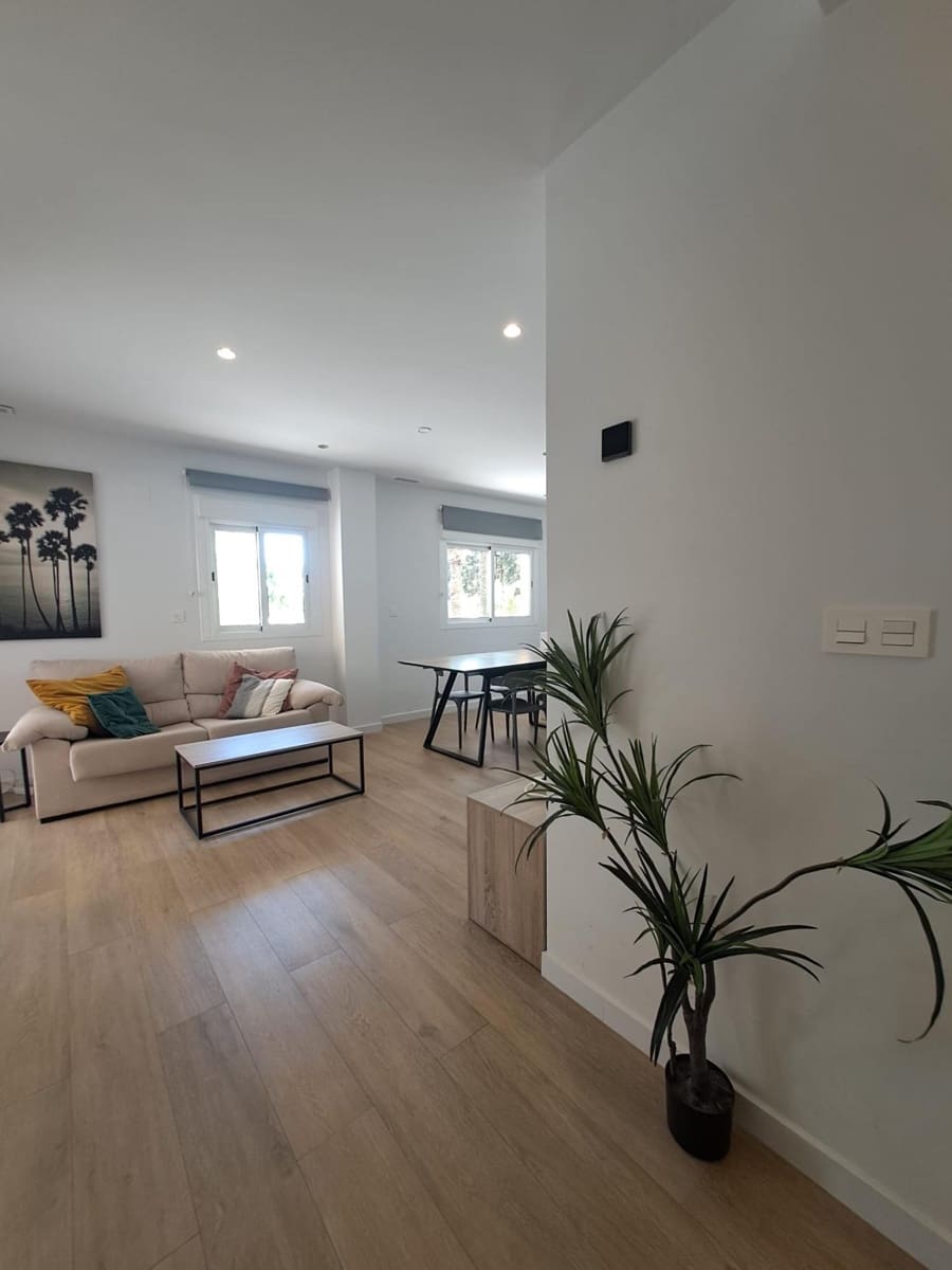 3 sypialnia Apartament na sprzedaż w Guardamar del Segura - 199 995 € (Ref: 9114281)