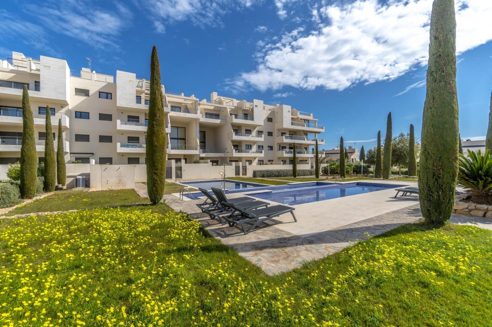 2 bedroom Apartment for sale in Orihuela Costa with pool - € 310,000 (Ref: 9143111)