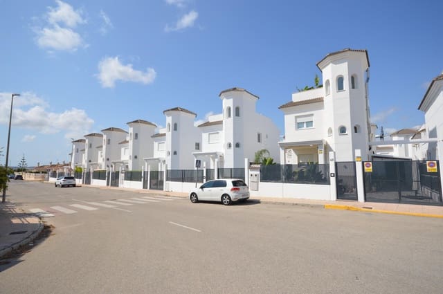 3 chambre Villa/Maison à vendre à La Marina, Elche / Elx avec piscine - 275 000 € (Ref: 9161176)