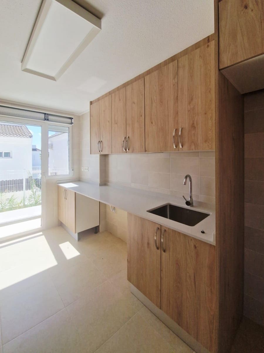 3 soverom Villa til salgs i La Marina med svømmebasseng - € 275 000 (Ref: 9161176)