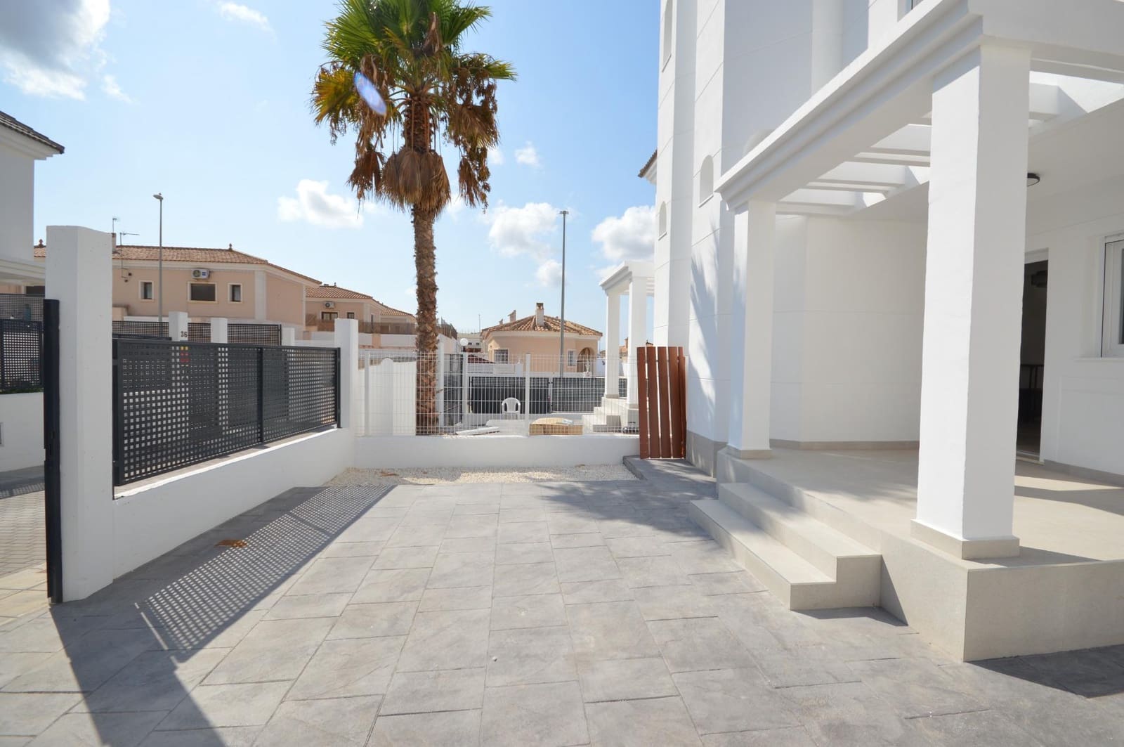 3 soverom Villa til salgs i La Marina med svømmebasseng - € 275 000 (Ref: 9161176)