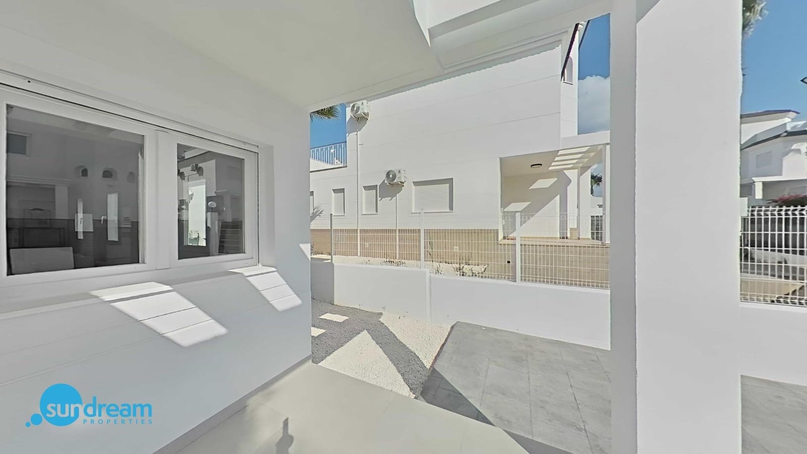 3 soverom Villa til salgs i La Marina med svømmebasseng - € 280 000 (Ref: 9161177)