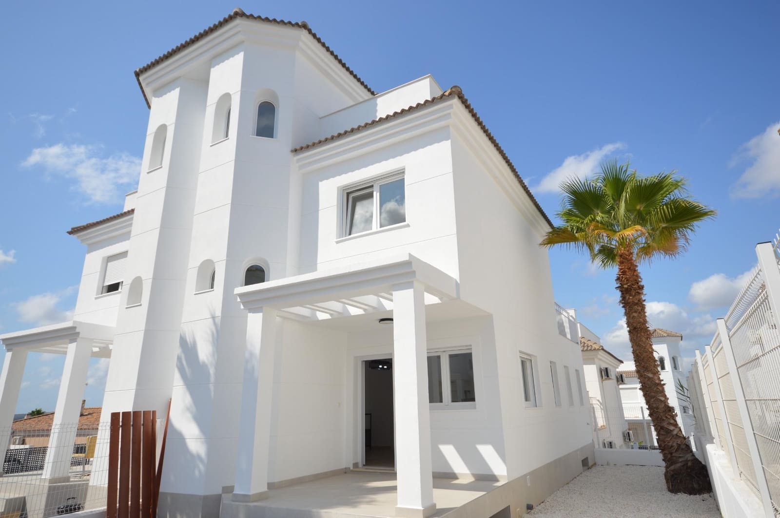 3 soverom Villa til salgs i La Marina med svømmebasseng - € 280 000 (Ref: 9161177)