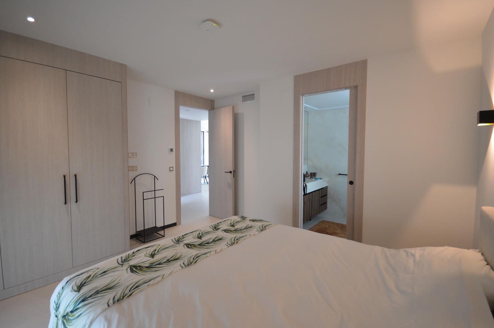 5 soverom Villa til salgs i Algorfa med svømmebasseng garasje - € 1 750 000 (Ref: 9165917)