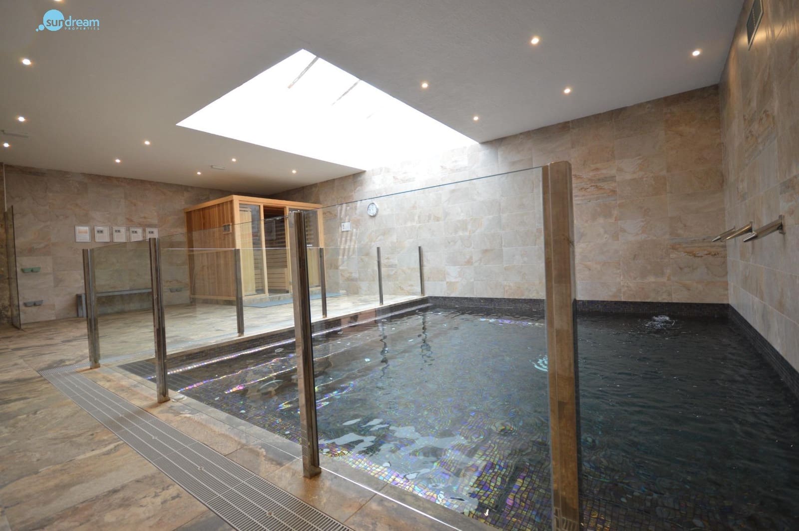 3 sovrum Takvåning till salu i El Raso med pool - 289 000 € (Ref: 9285352)