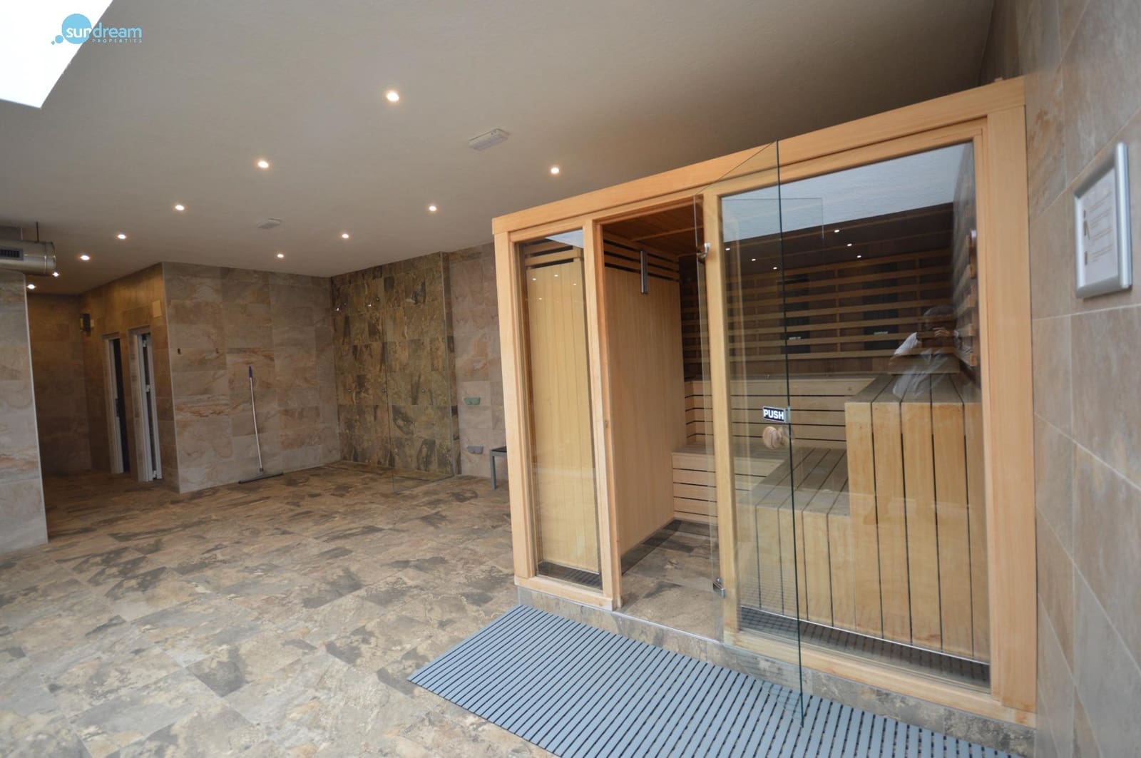 3 sovrum Takvåning till salu i El Raso med pool - 289 000 € (Ref: 9285352)