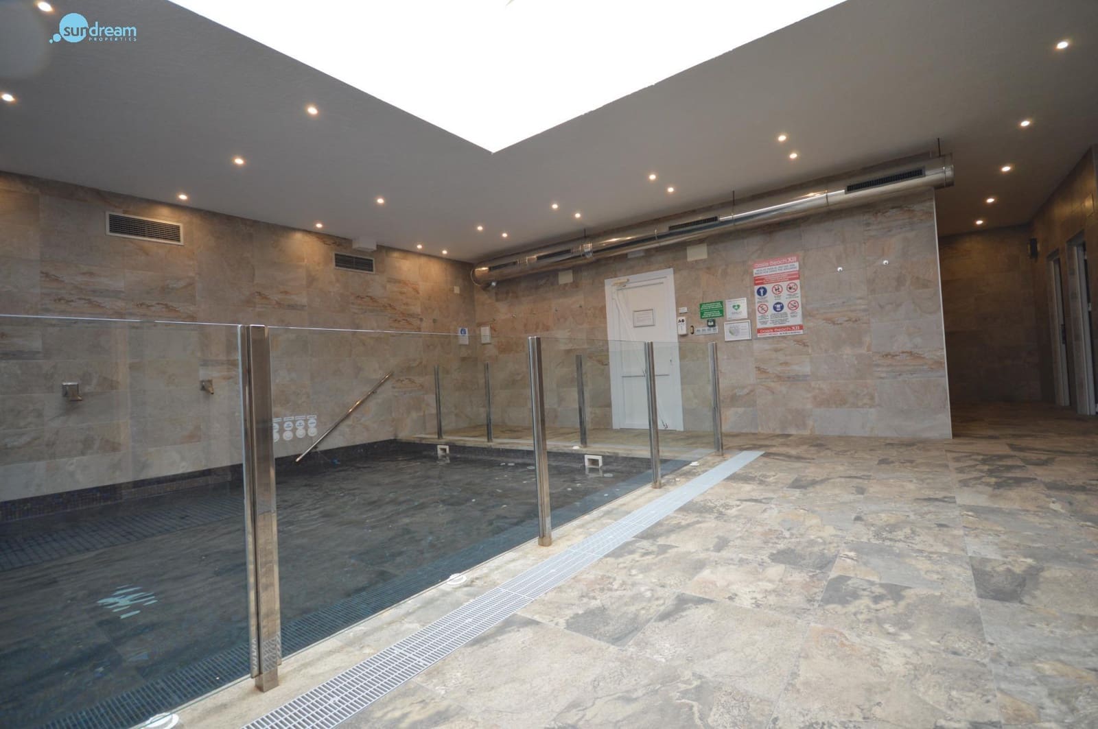 3 sovrum Takvåning till salu i El Raso med pool - 289 000 € (Ref: 9285352)