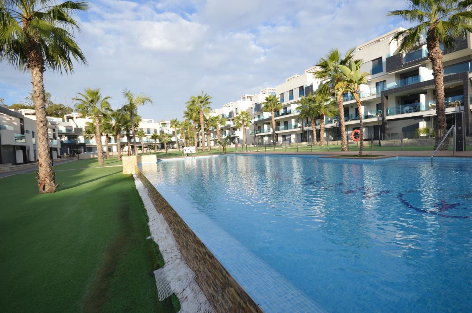 3 sovrum Takvåning till salu i El Raso med pool - 289 000 € (Ref: 9285352)