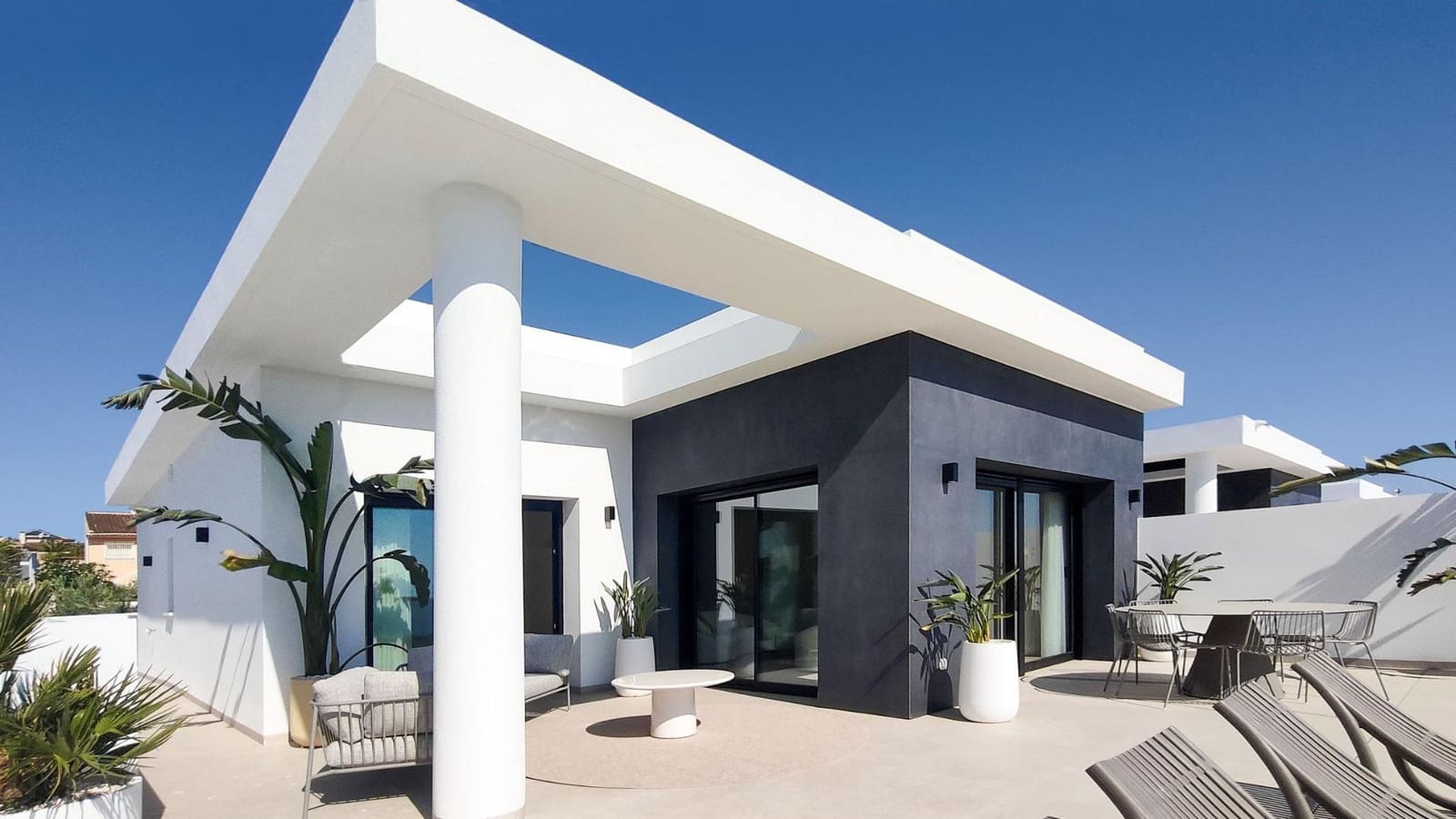 4 Zimmer Villa zu verkaufen in Ciudad Quesada mit Pool Garage - 810.750 € (Ref: 9353465)