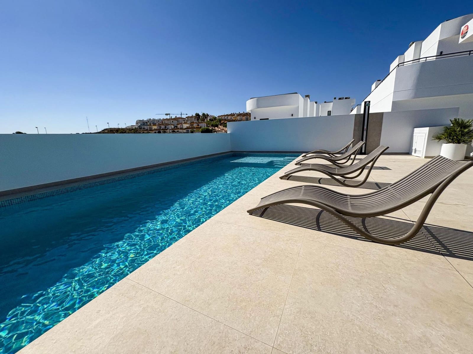 4 Zimmer Villa zu verkaufen in Ciudad Quesada mit Pool Garage - 810.750 € (Ref: 9353465)