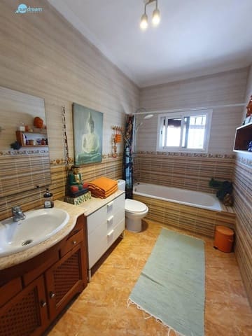 3 slaapkamer Villa te koop in Catral met zwembad - € 265.000 (Ref: 9502580)