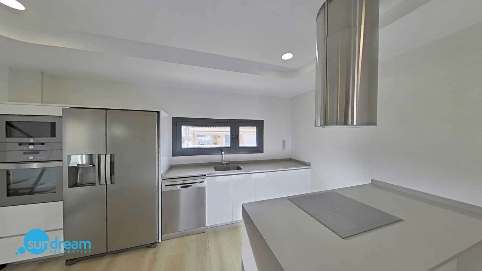 3 quarto Moradia para venda em Benimar com piscina - 495 000 € (Ref: 9574776)