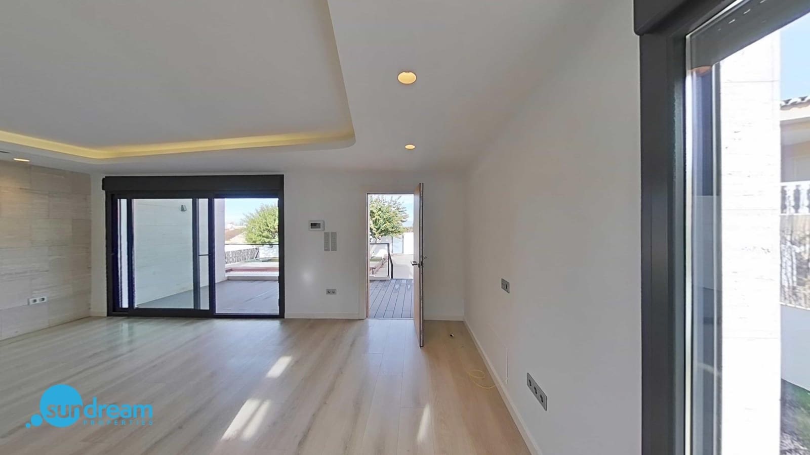 3 quarto Moradia para venda em Benimar com piscina - 495 000 € (Ref: 9574776)