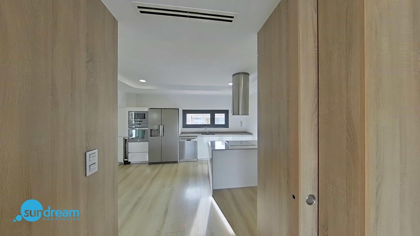 3 bedroom Villa for sale in Benimar with pool - € 495,000 (Ref: 9574776)