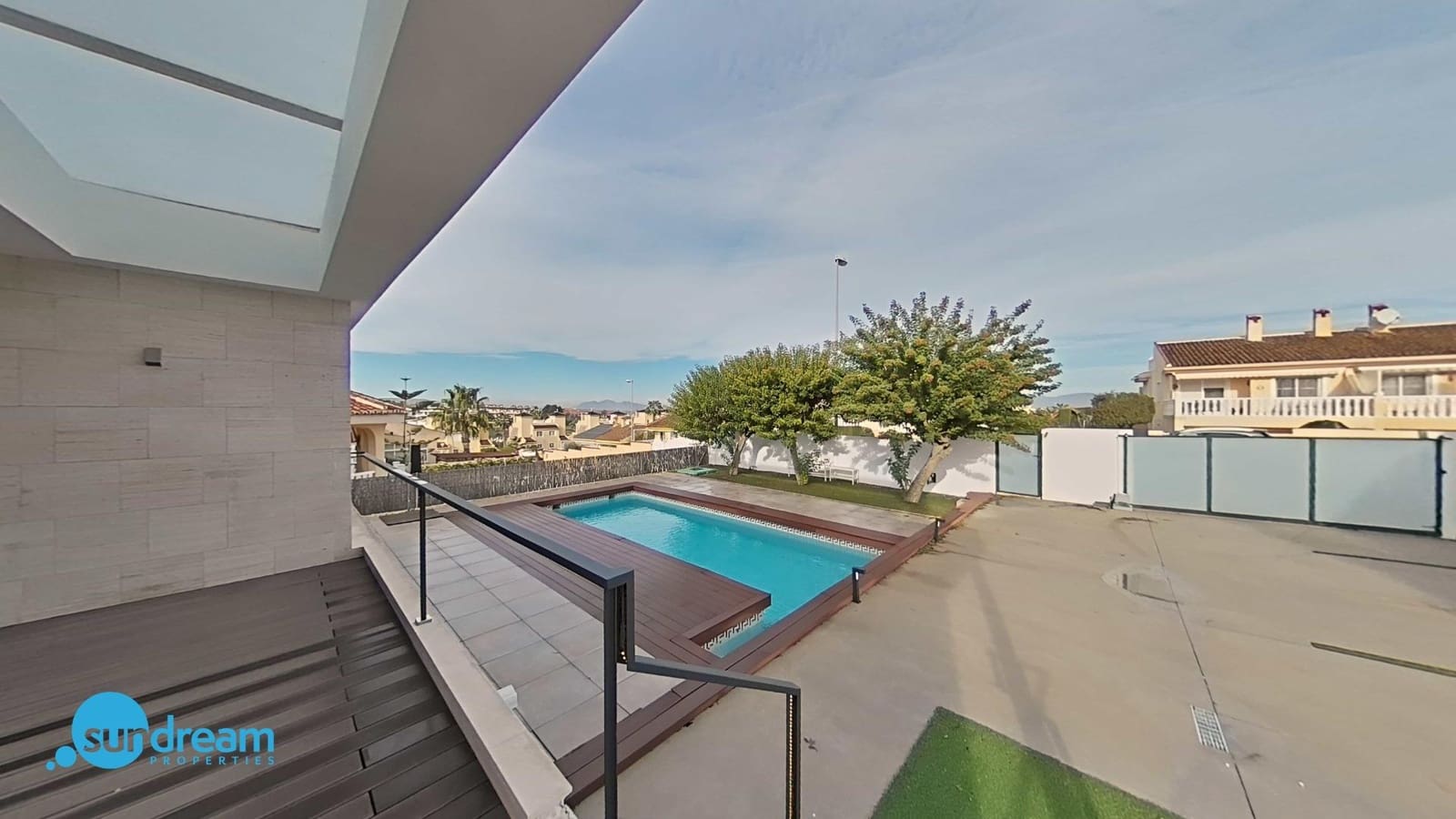 3 bedroom Villa for sale in Benimar with pool - € 495,000 (Ref: 9574776)