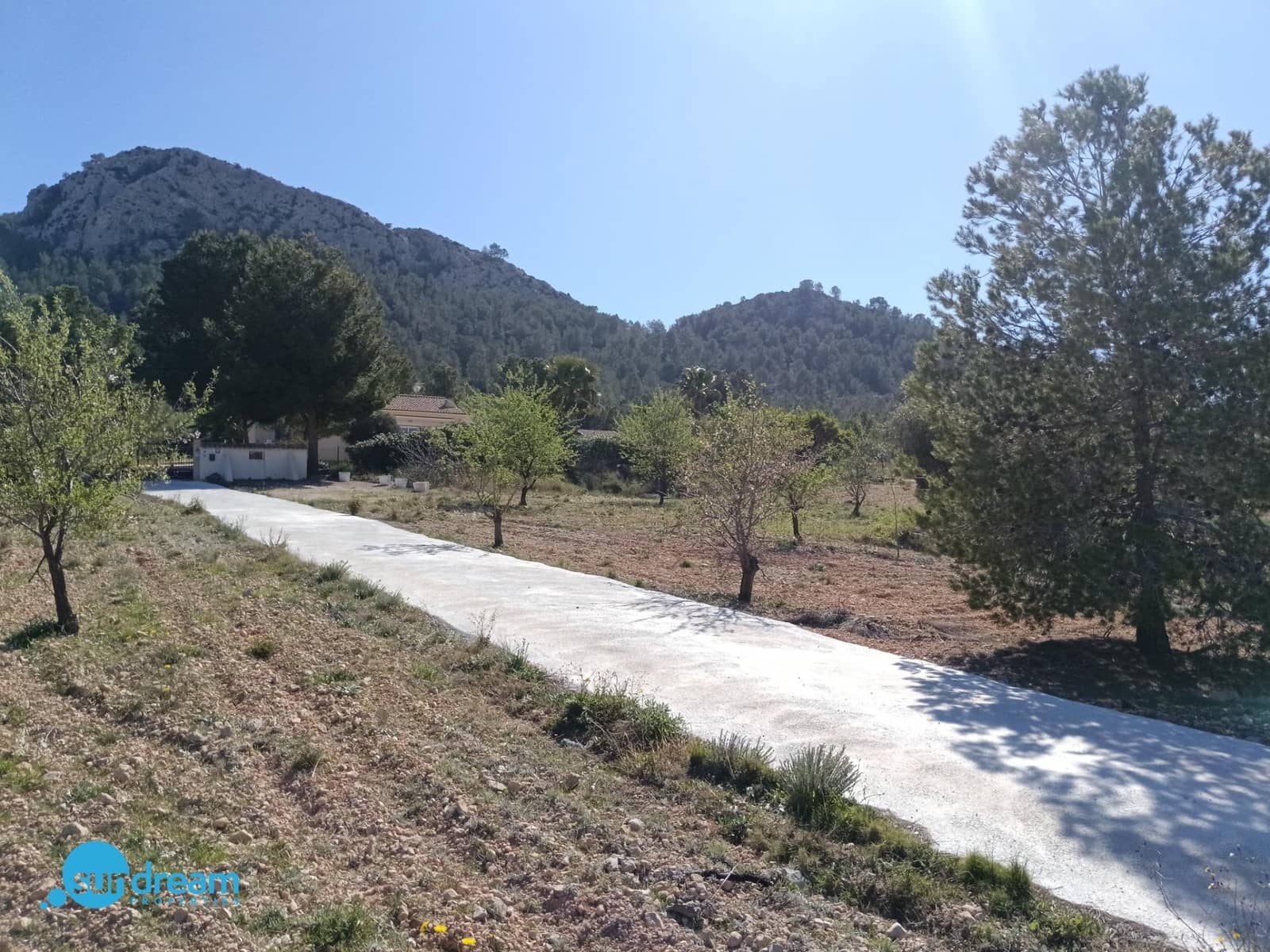 Chalet de 4 habitaciones en La Zarza en venta con piscina - 385.000 € (Ref: 9634491)