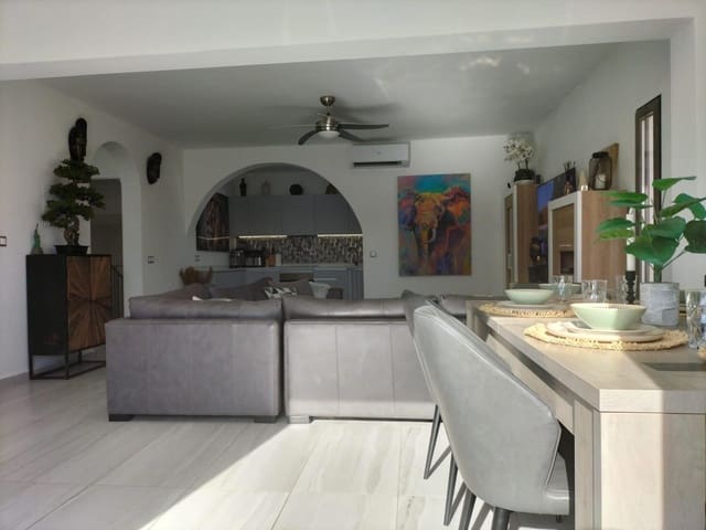 5 soveværelse Villa til salg i Rojales med swimmingpool - € 498.000 (Ref: 9652182)