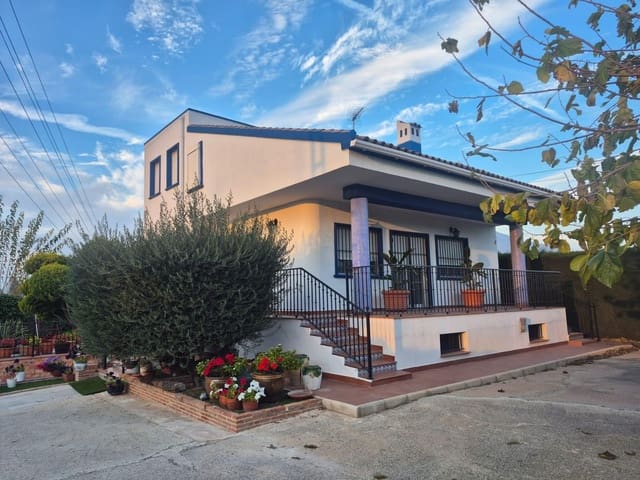 3 slaapkamer Finca/Landhuis te koop in Orihuela ciudad, Orihuela met garage - € 339.000 (Ref: 9690950)