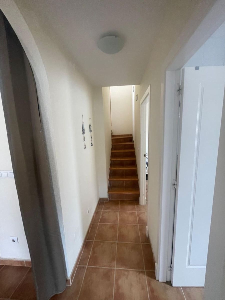 3 soveværelse Villa til salg i Torrevieja med swimmingpool - € 260.000 (Ref: 9695490)