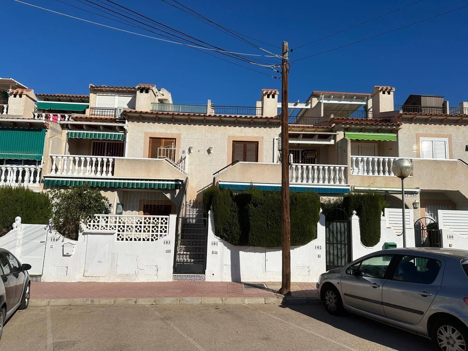 2 bedroom Bungalow for sale in Guardamar del Segura with pool - € 136,000 (Ref: 9695493)