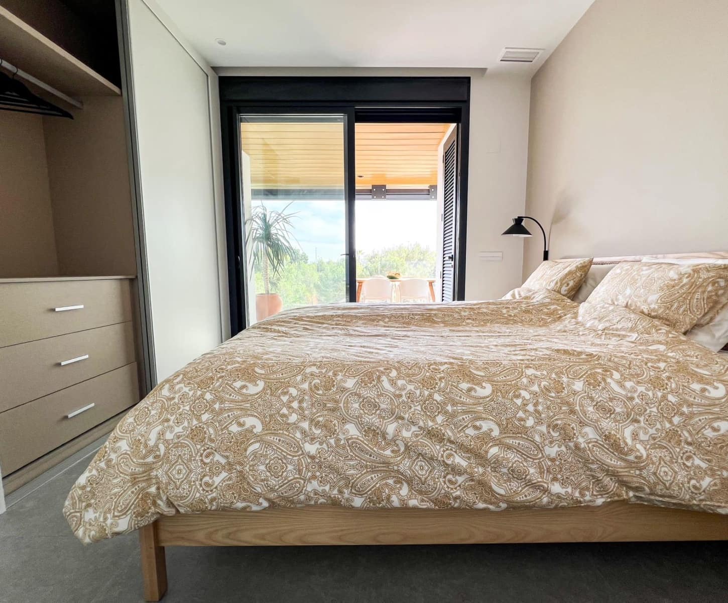 2 soveværelse Lejlighed til salg i Orihuela Costa med swimmingpool - € 379.900 (Ref: 9695496)