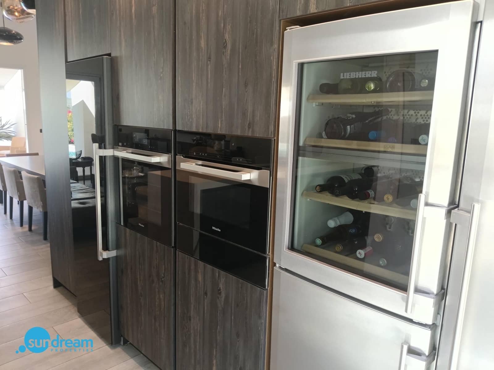 3 bedroom Villa for sale in Algorfa with pool - € 630,000 (Ref: 9720133)