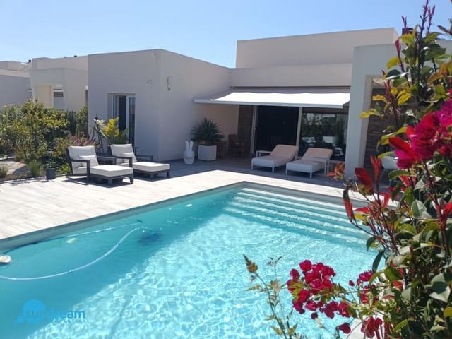 2 bedroom Villa for sale in Algorfa with pool - € 540,000 (Ref: 9720133)