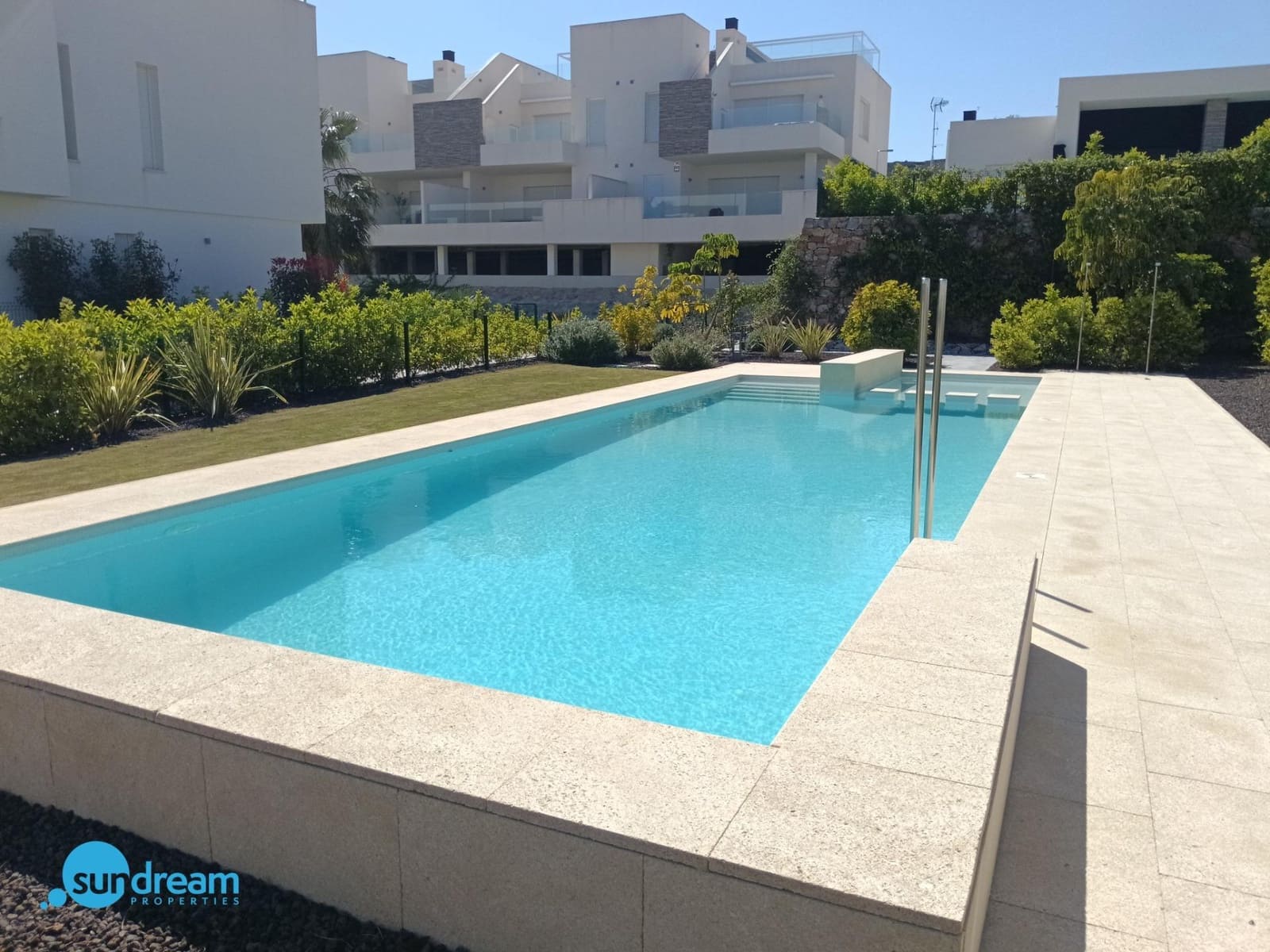 Chalet de 2 habitaciones en Algorfa en venta con piscina - 540.000 € (Ref: 9720133)