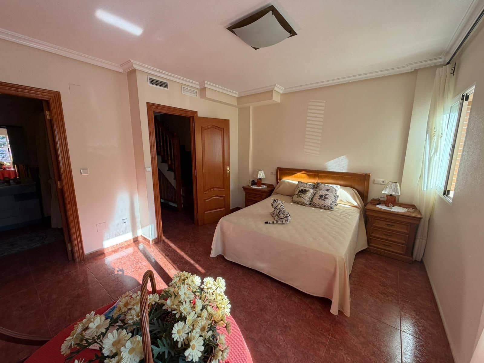 3 bedroom Semi-detached Villa for sale in Guardamar del Segura - € 360,000 (Ref: 9738957)