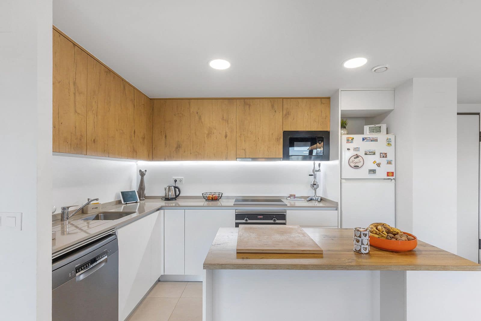 2 bedroom Apartment for sale in Punta Prima - € 519,000 (Ref: 9814388)
