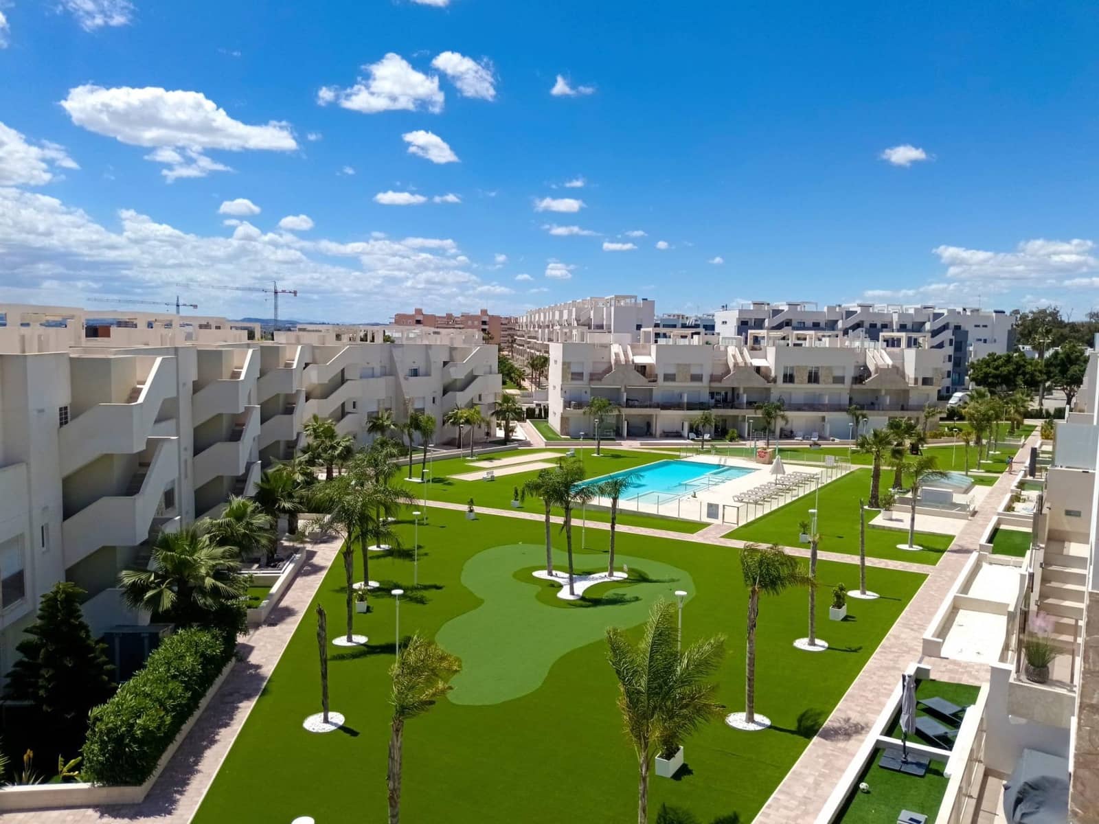 2 quarto Penthouse para venda em El Raso com piscina garagem - 449 000 € (Ref: 9836507)
