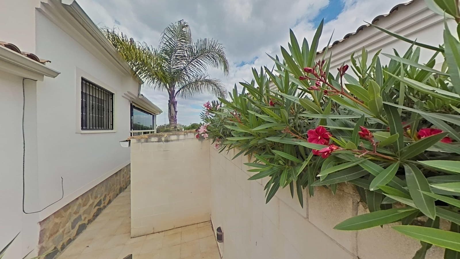 4 bedroom Villa for sale in San Fulgencio - € 549,000 (Ref: 9843687)