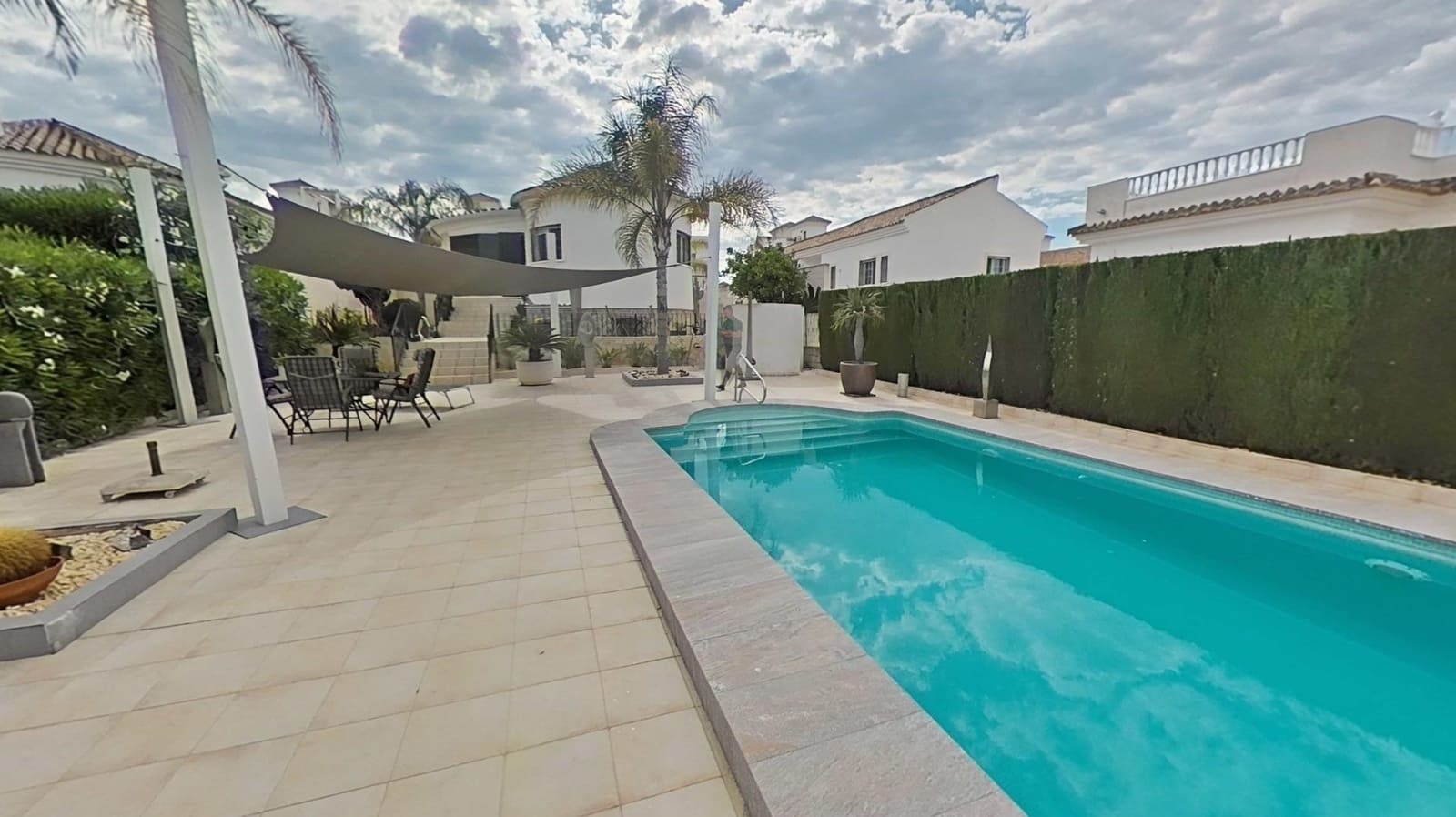 4 bedroom Villa for sale in San Fulgencio - € 549,000 (Ref: 9843687)