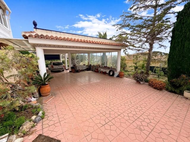 4 slaapkamer Villa te koop in Doña Pepa, Rojales met garage - € 580.000 (Ref: 9860260)