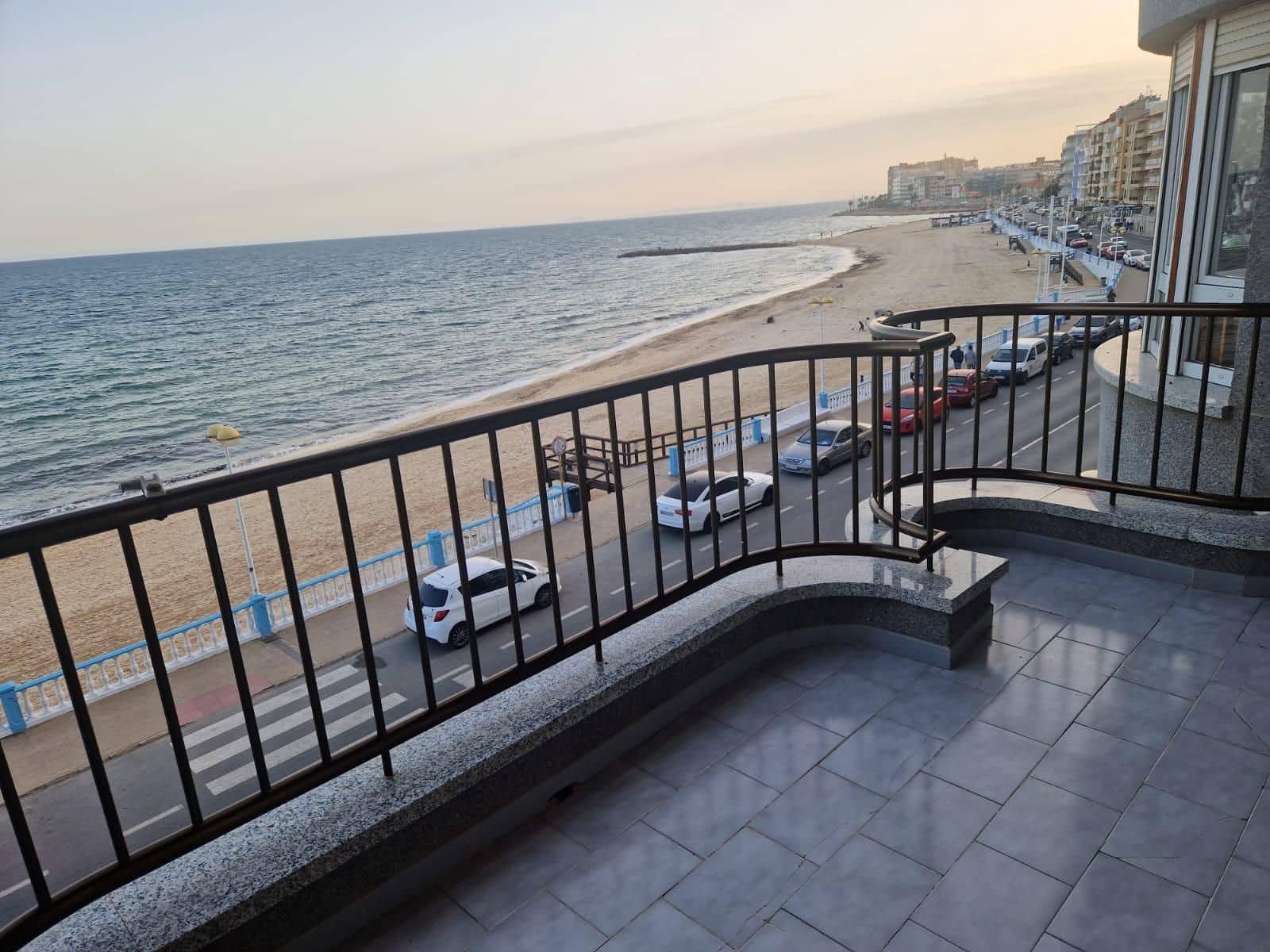 3 quarto Apartamento para venda em Torrevieja - 350 000 € (Ref: 9868725)
