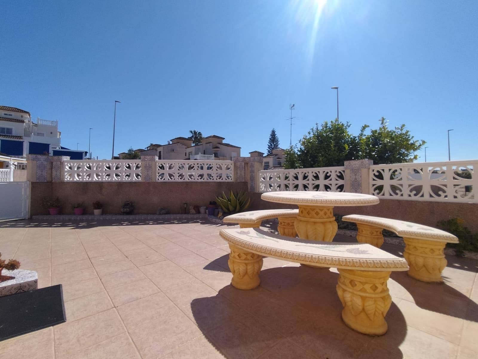 2 bedroom Villa for sale in Algorfa with pool - € 215,000 (Ref: 9868726)