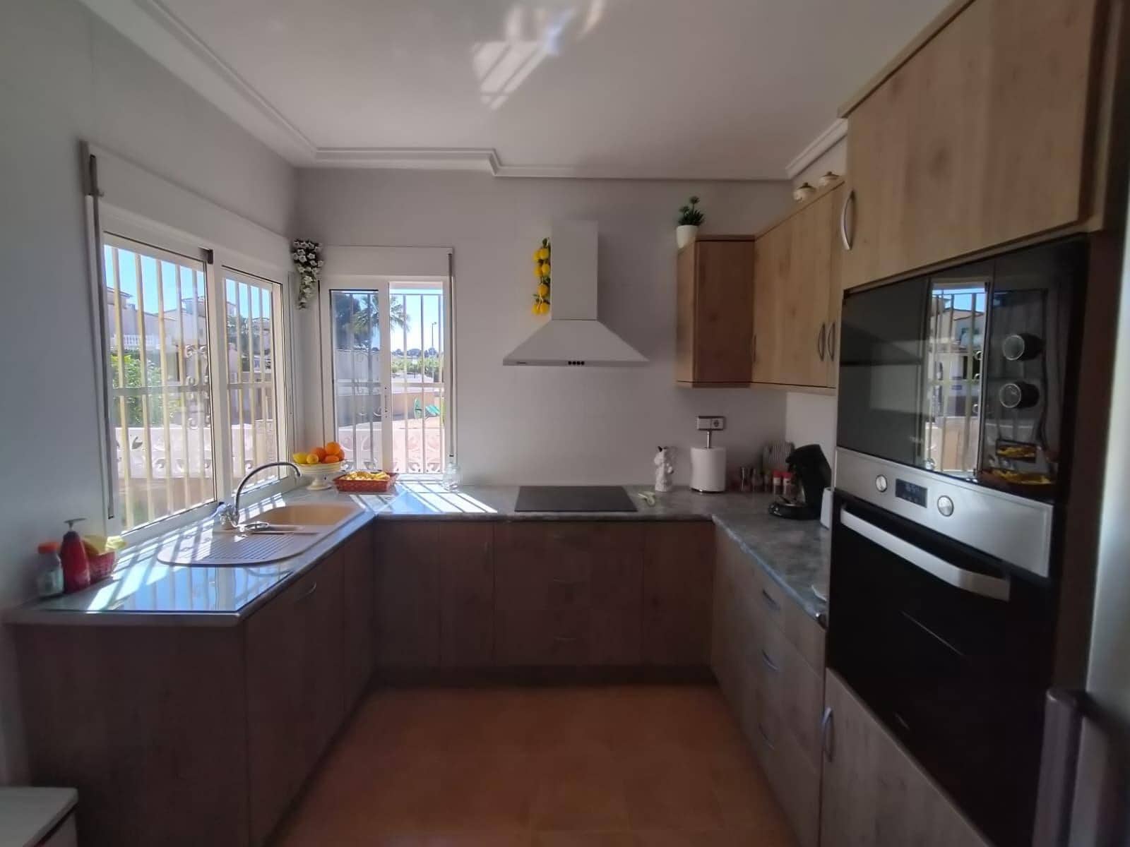 2 bedroom Villa for sale in Algorfa with pool - € 215,000 (Ref: 9868726)