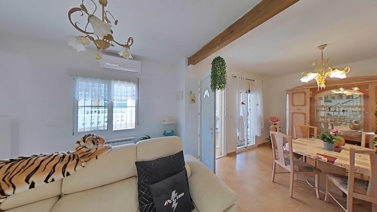 2 bedroom Villa for sale in Algorfa with pool - € 215,000 (Ref: 9868726)