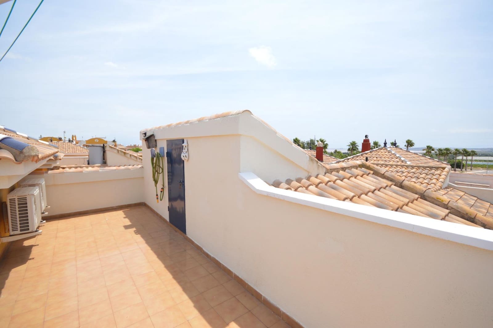Chalet de 3 habitaciones en Los Montesinos en venta con piscina - 279.000 € (Ref: 9884954)