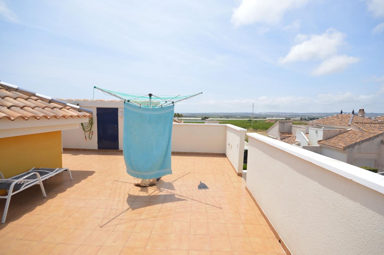 Chalet de 3 habitaciones en Los Montesinos en venta con piscina - 279.000 € (Ref: 9884954)